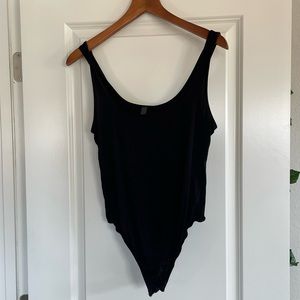 Scoop neck black bodysuit